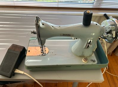 sewing machine