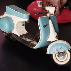 vespa scooter model