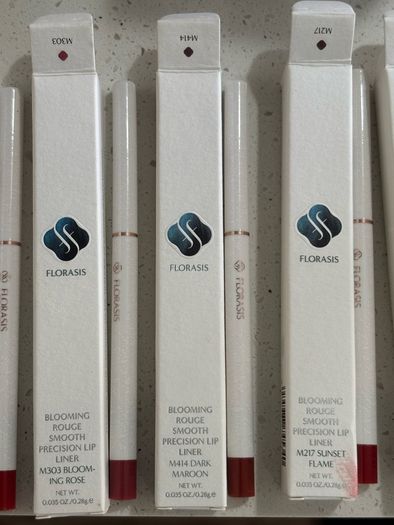 K beauty florasis lipsticks, lipgloss, lipstick and lip liners new
