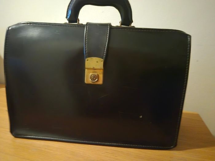 Vintage Cheney England leather bag
