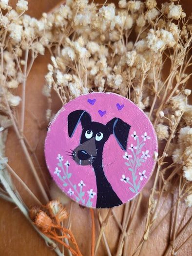 Hand_painted wooden magnets