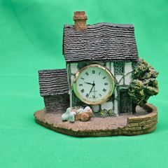 Vintage Cottage House JAPAN MOVT Quartz Clock Ornament