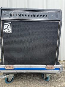 Ampeg SVT 350T 2x10 combo with flight case