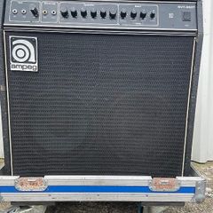 Ampeg SVT 350T 2x10 combo with flight case