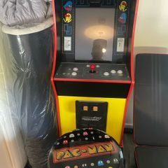 arcade pac man game