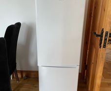 logik fridge