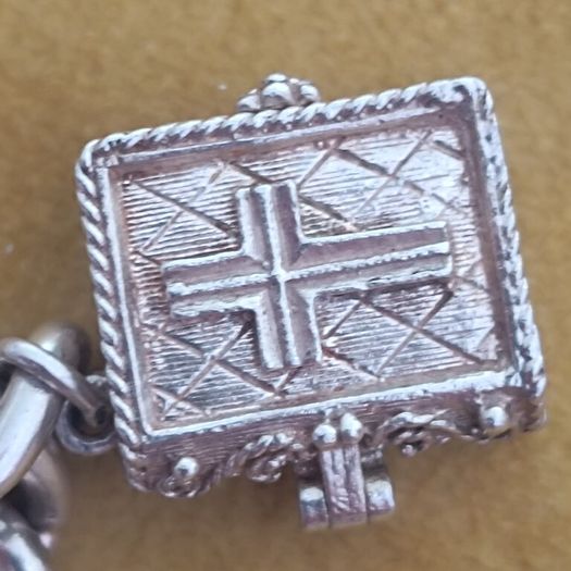 vintage bracelet