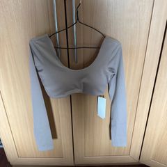 H&M long sleeved sports crop top