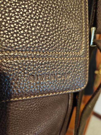 Stunning Givenchy French Couture Men's Leather Messenger Laptop Bag