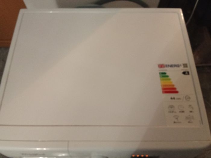 Whirlpool 7kg washing machine