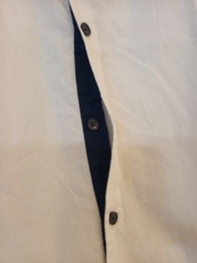 Dunnes  Stores Finest Quality  White Shirt.   S. Large. New - No Tag.