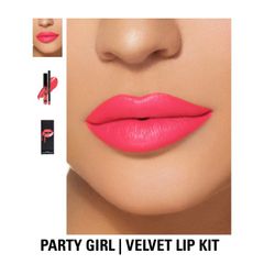 Kylie cosmetics velvet liquid lipstick in PARTY GIRL