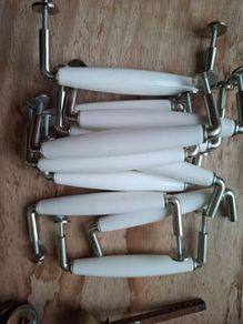 Cupboard handles