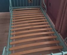 Ikea Minnen Extendable Child's Bed and Mattress