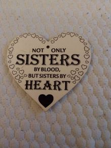 Bnwt sisters wooden heart