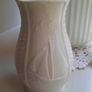 Belleck Fine China Vase Image 2