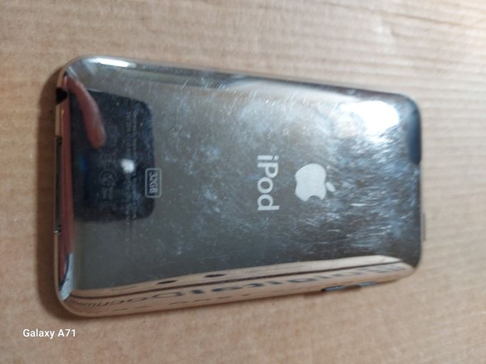 APPLE Ipod Touch 3, 32 GB, in excellent condition
