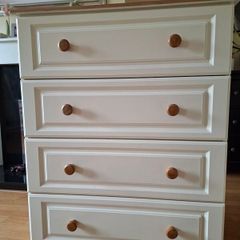 Chest of Drawer