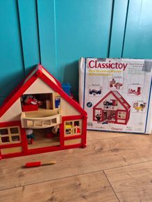 Vintage Dollhouse