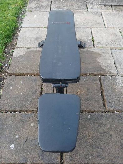 gym bench