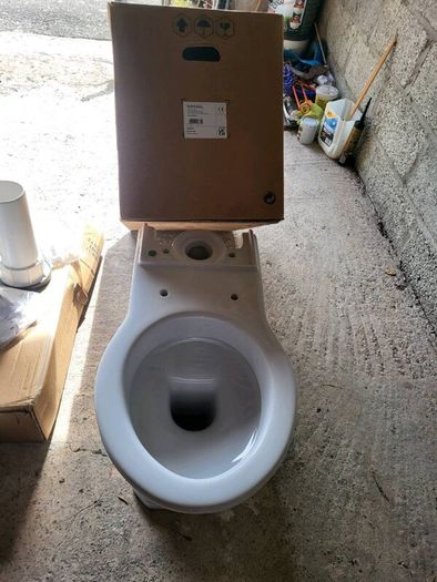 Bathroom Toiler