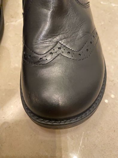 Boots size 2.5 UK 35 EU