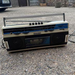 Vintage radio recorder