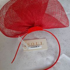 fascinator red
