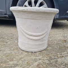 Concrete flower pots