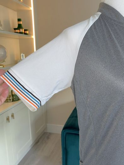 Reduced Ladies Grey Crane Cycle Jersey Size UK 8-10 / EU 36-38