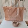 handbags // women's handbags Image 10