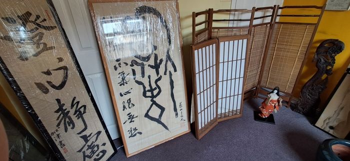 Japanese Antiques &Curiosities