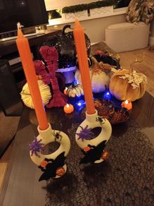2 x halloween candlesticks and candles