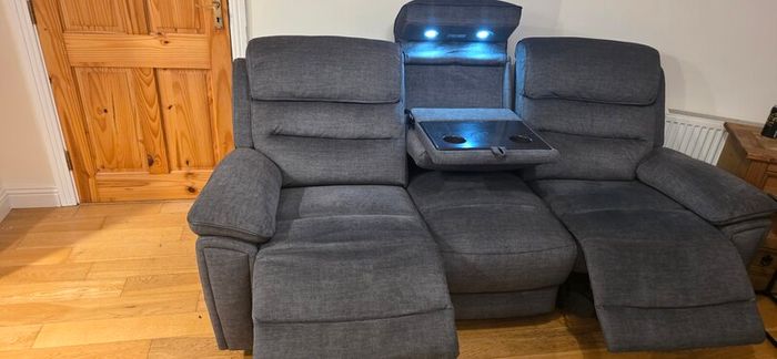 DFS Lawson 3 + 1 electric recliner