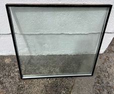 Double glazed window pane