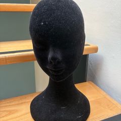 mannequin head