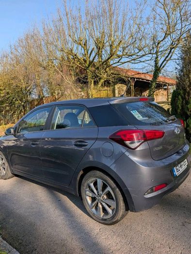 Hyundai i20 Deluxe 2016