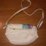 White handbag Image 3