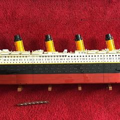 LEGO Icons Titanic 10294 Set