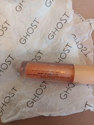 Ghost blush lip oil