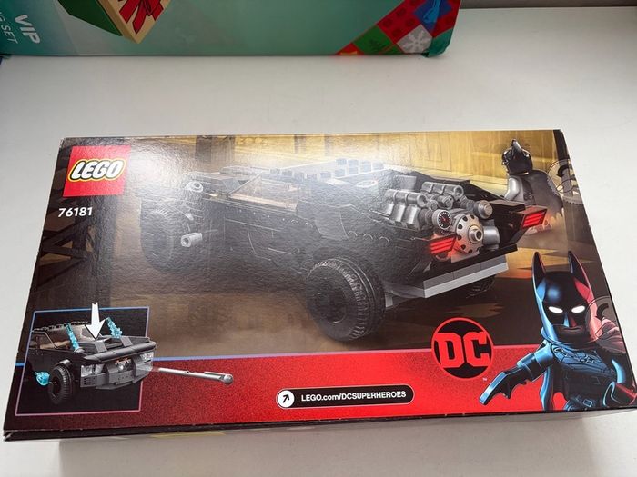 Lego Batmobile the penguin chase 76181