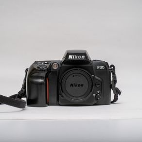 Nikon F60 35mm Film Camera