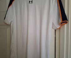 under armour T shirt