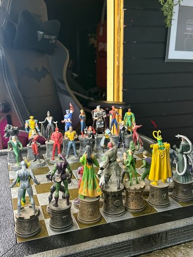 Eaglemoss Marvel Chess Collection