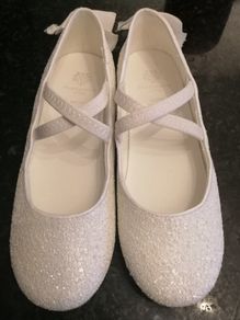 Occasion shoes, size 2,like new