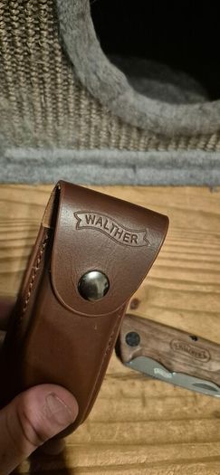 hunting/camping knifes