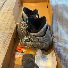 Nordica hot rod ski boots 8.5