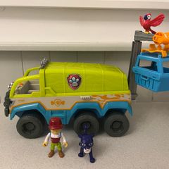 Paw Patrol Jungle Terrain Rescue Vehicle with 3 Figures