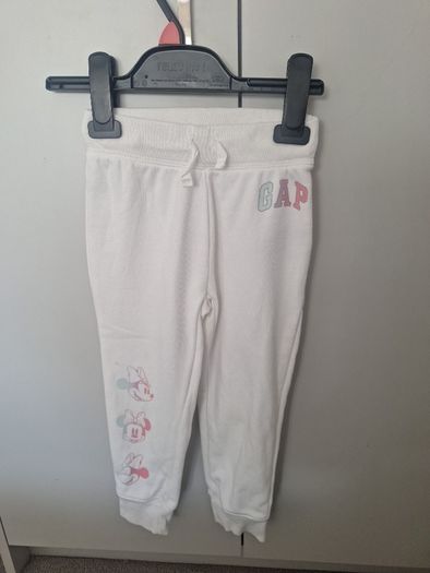 REDUCED Girls 4-5 years clothes bundle