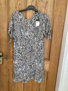 Animal summer dress size 14